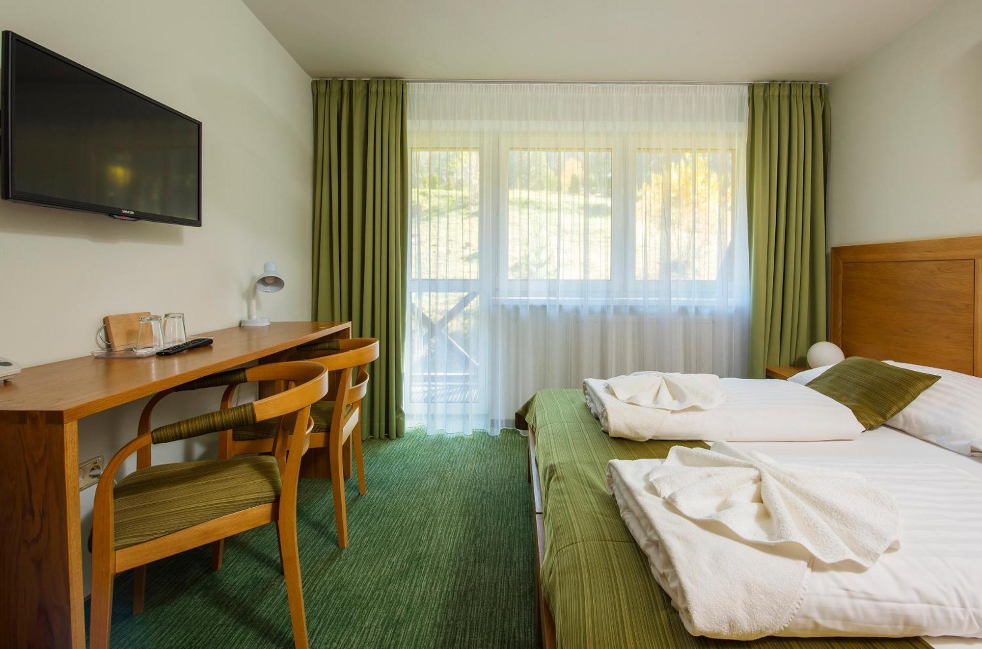 Hotel Bystrina Демяновская долина Экстерьер фото